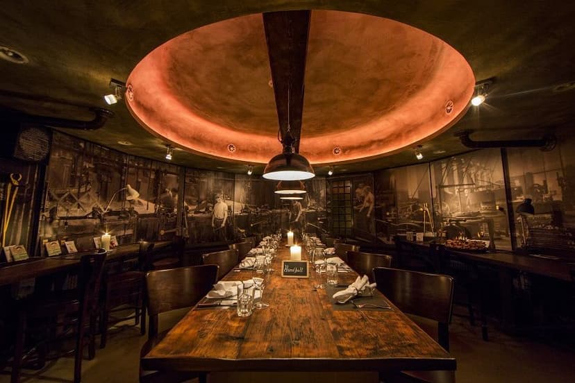 feRUS hotel restaurant