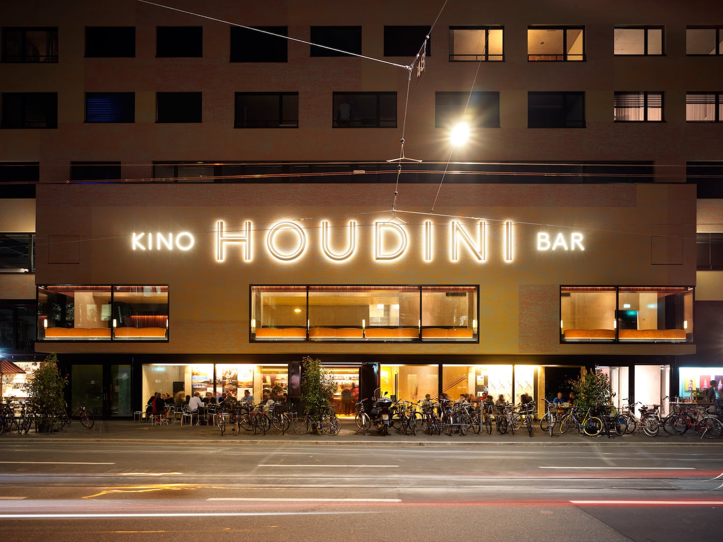 Houdini Bar
